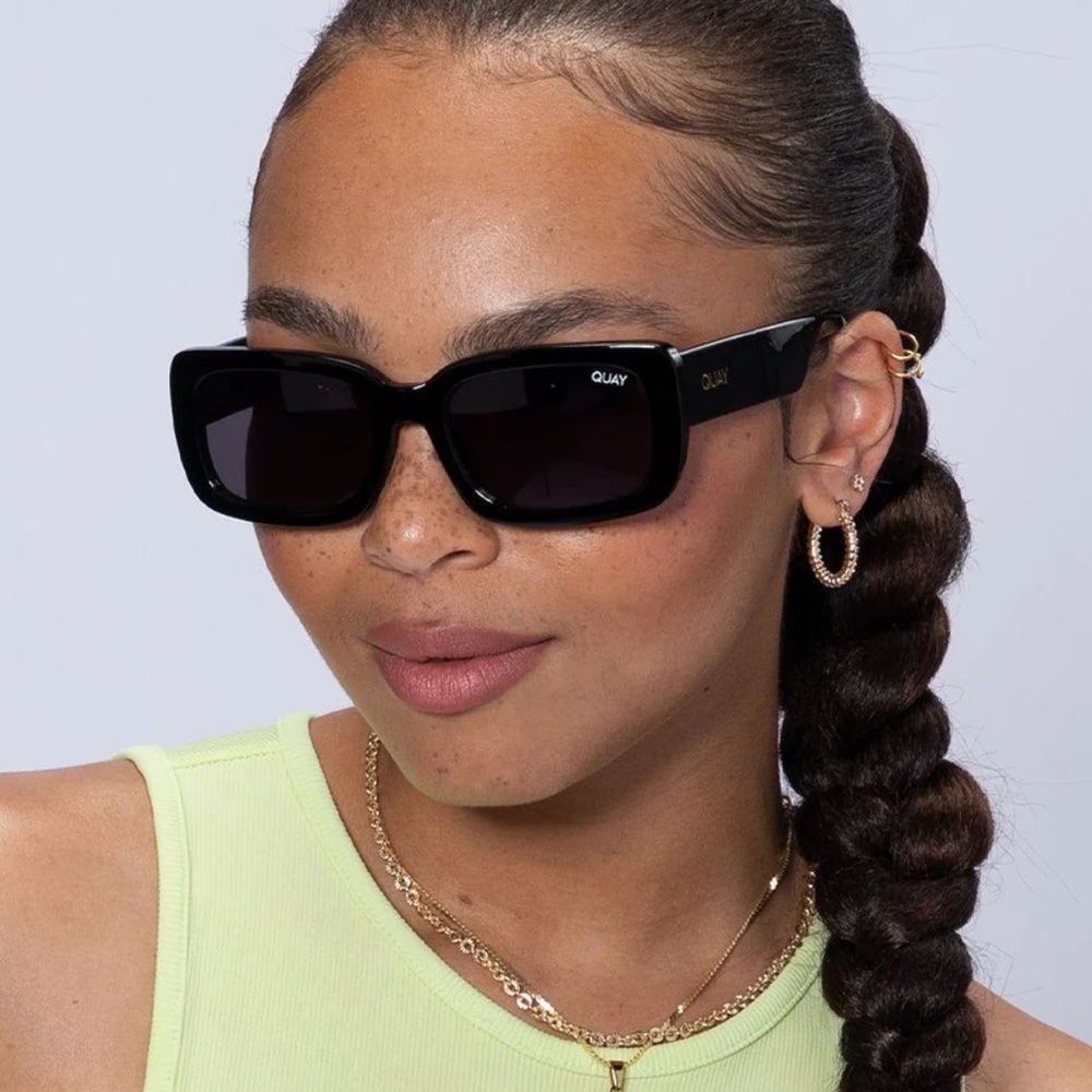 Quay Yada Yada black sunglasses